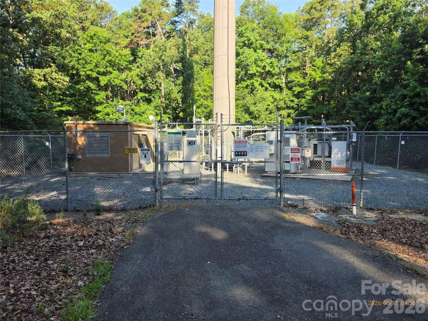 611 Westend Drive, Monroe, NC 28112.  MLS# CAR4392278, YatesRealty ID 37197. 