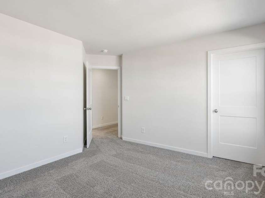 4255 Round Table Drive, Gastonia, NC 28056.  MLS# CAR4404627, YatesRealty ID 37198. 