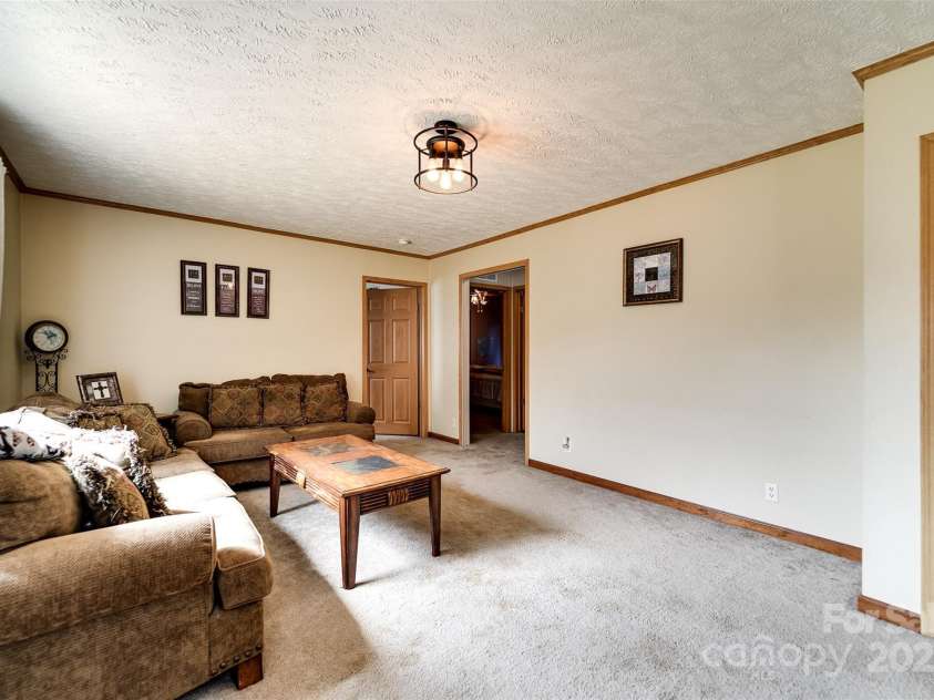 179 Fresh Water Ridge, Whittier, NC 28789.  MLS# CAR4311172, YatesRealty ID 372. 