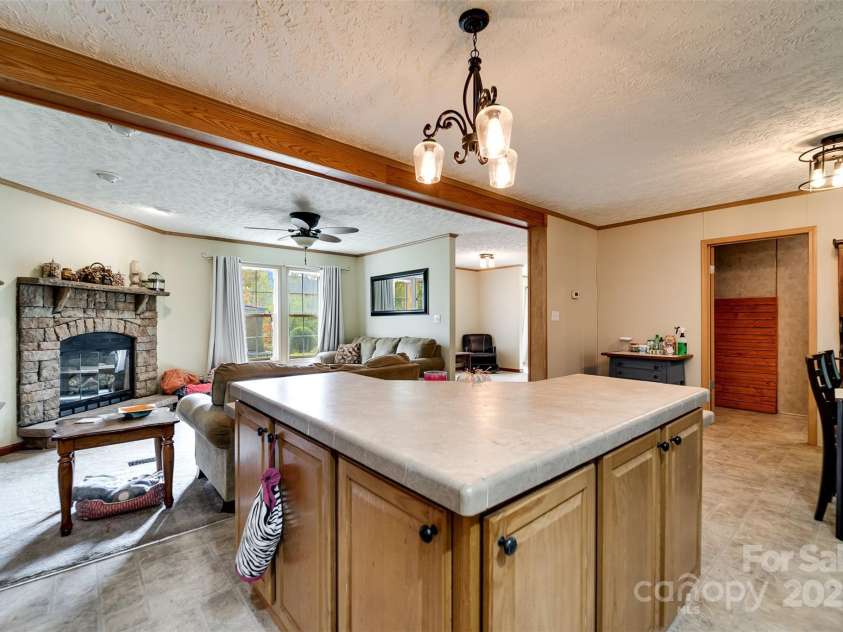 179 Fresh Water Ridge, Whittier, NC 28789.  MLS# CAR4311172, YatesRealty ID 372. 