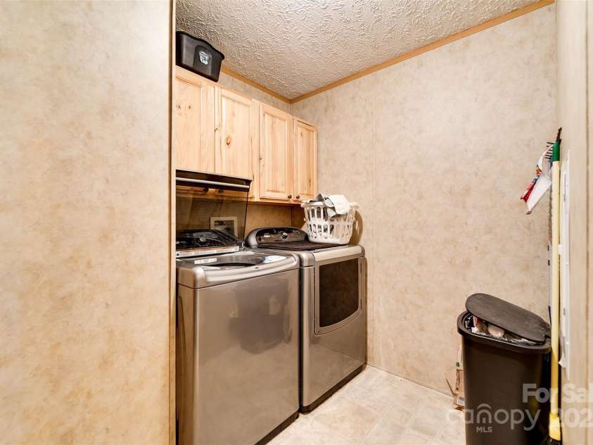 179 Fresh Water Ridge, Whittier, NC 28789.  MLS# CAR4311172, YatesRealty ID 372. 