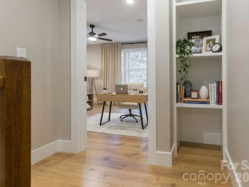 328 Bowditch Street, Burnsville, NC 28714.  MLS# CAR4332968, YatesRealty ID 3720. 