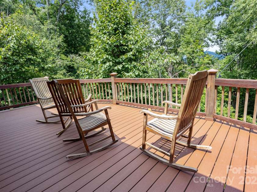 592 Susanna Cove Road, Mars Hill, NC 28754.  MLS# CAR4201421, YatesRealty ID 3720. 