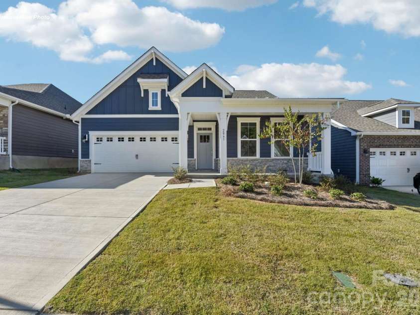 3241 Oberon Street, York, SC 29745.  MLS# CAR4404648, YatesRealty ID 37204. 