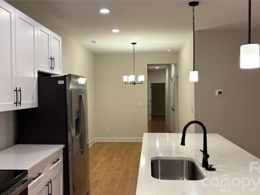 4817 Victoria Avenue, Charlotte, NC 28269.  MLS# CAR4404653, YatesRealty ID 37206. 
