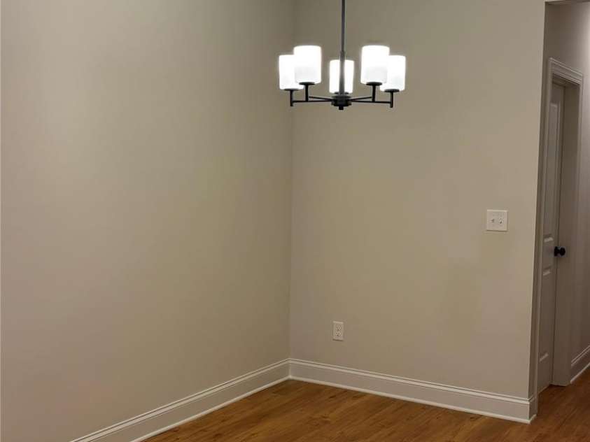 4817 Victoria Avenue, Charlotte, NC 28269.  MLS# CAR4404653, YatesRealty ID 37206. 