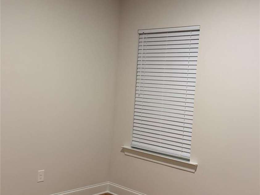 4817 Victoria Avenue, Charlotte, NC 28269.  MLS# CAR4404653, YatesRealty ID 37206. 