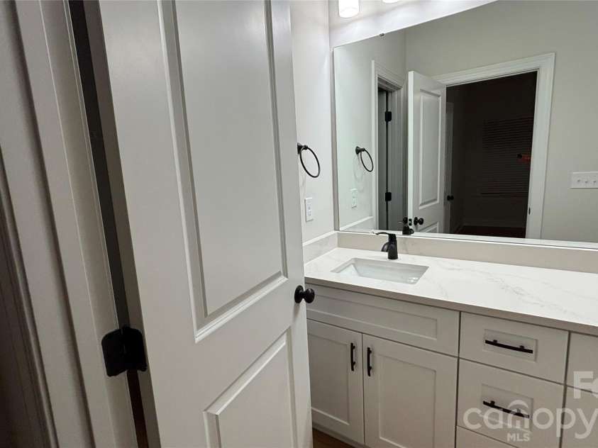 4817 Victoria Avenue, Charlotte, NC 28269.  MLS# CAR4404653, YatesRealty ID 37206. 