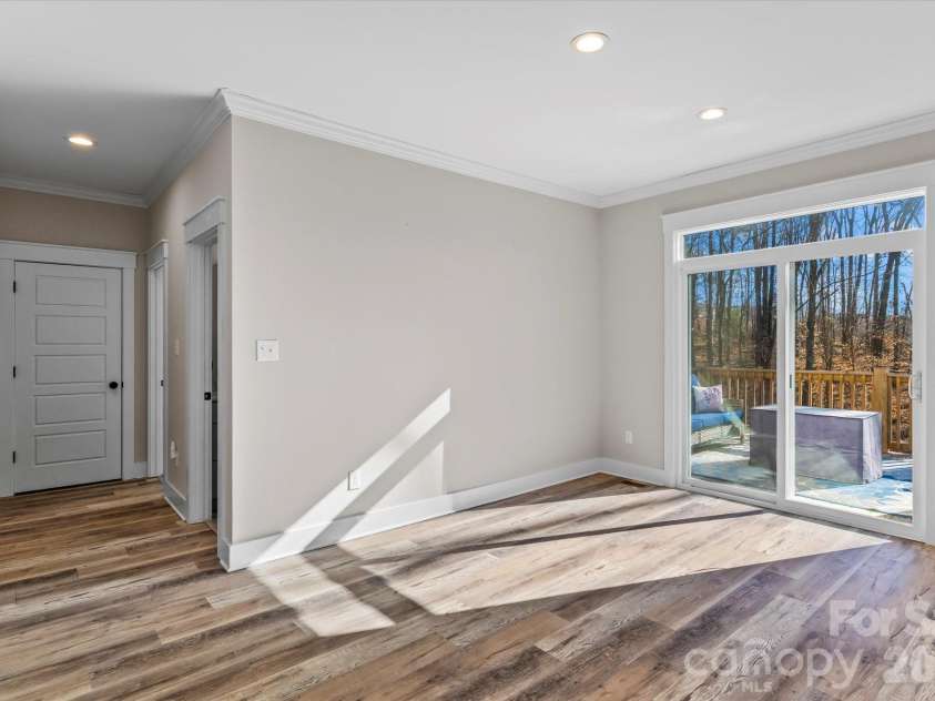 428 Florence Circle, Statesville, NC 28625.  MLS# CAR4346505, YatesRealty ID 3721. 
