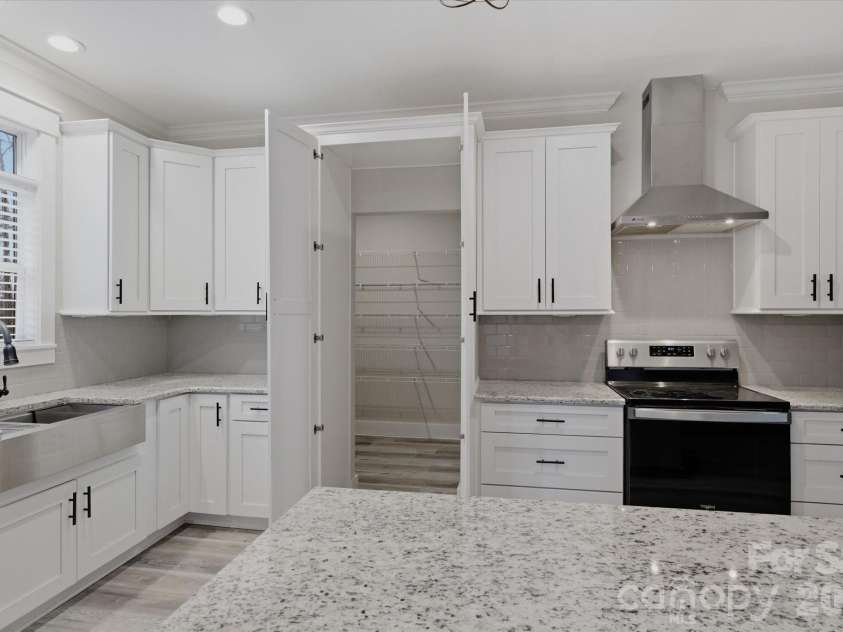428 Florence Circle, Statesville, NC 28625.  MLS# CAR4346505, YatesRealty ID 3721. Bootlegger Pantry