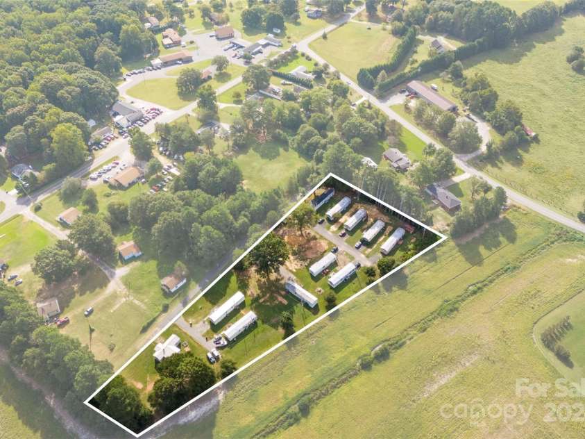 502 Cycle Lane, Dallas, NC 28034.  MLS# CAR4181921, YatesRealty ID 3721. 