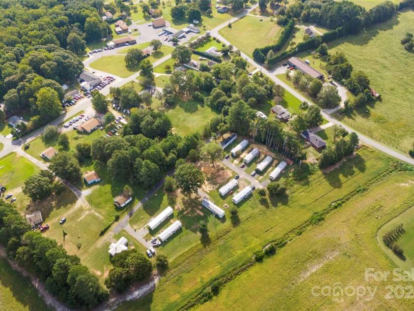 502 Cycle Lane, Dallas, NC 28034.  MLS# CAR4181921, YatesRealty ID 3721. 