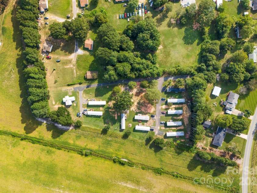 502 Cycle Lane, Dallas, NC 28034.  MLS# CAR4181921, YatesRealty ID 3721. 