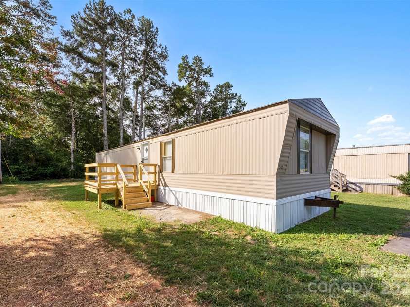 502 Cycle Lane, Dallas, NC 28034.  MLS# CAR4181921, YatesRealty ID 3721. 