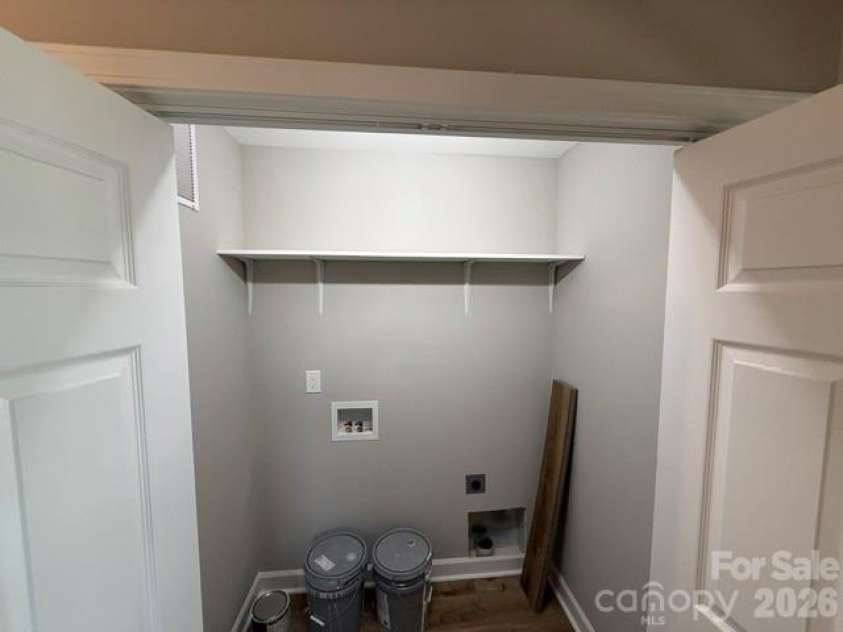 188 Walnut Road, Lexington, NC 27292.  MLS# CAR4404719, YatesRealty ID 37210. 