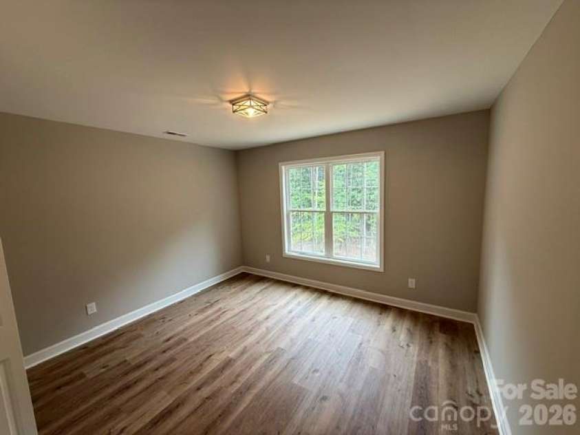 188 Walnut Road, Lexington, NC 27292.  MLS# CAR4404719, YatesRealty ID 37210. 