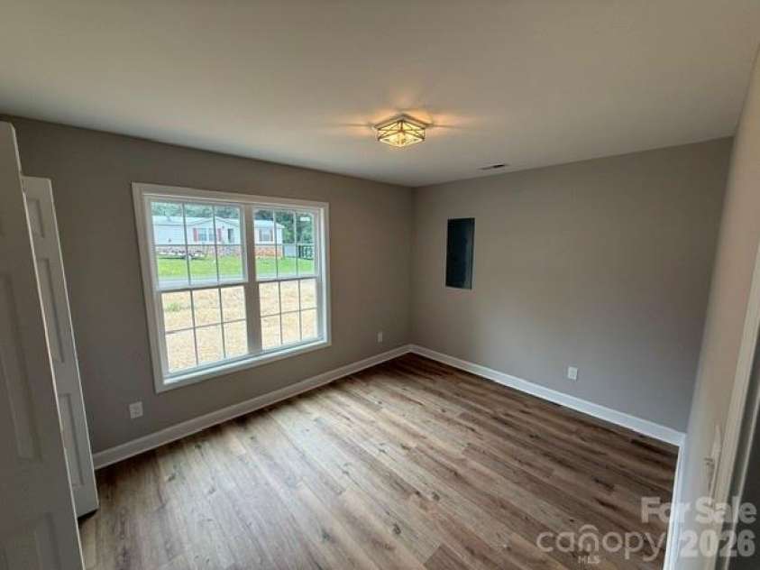 188 Walnut Road, Lexington, NC 27292.  MLS# CAR4404719, YatesRealty ID 37210. 