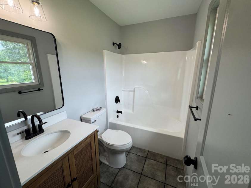 272 Shepps Boat Dock Road, Lexington, NC 27292.  MLS# CAR4404732, YatesRealty ID 37211. 