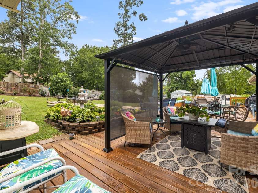 95 Pensacola Avenue, Arden, NC 28704.  MLS# CAR4404729, YatesRealty ID 37212. 