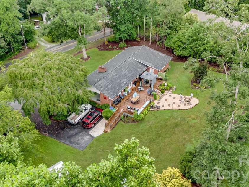 95 Pensacola Avenue, Arden, NC 28704.  MLS# CAR4404729, YatesRealty ID 37212. 