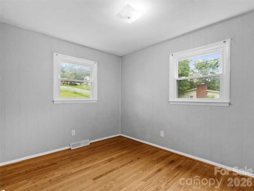 230 School Road, Asheville, NC 28803.  MLS# CAR4404778, YatesRealty ID 37213. 