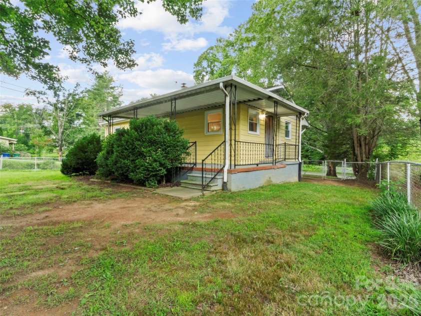 230 School Road, Asheville, NC 28803.  MLS# CAR4404778, YatesRealty ID 37213. 