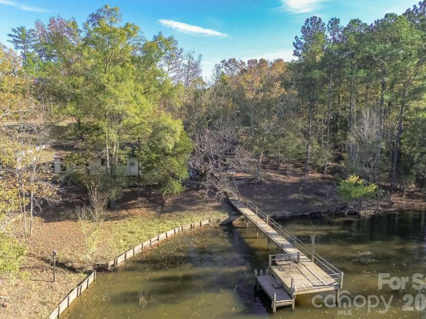1645 Rolling Hills Road, Ridgeway, SC 29130.  MLS# CAR4404787, YatesRealty ID 37216. 