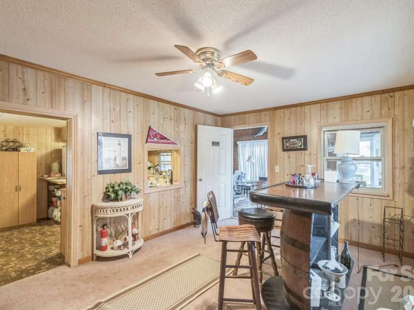 1645 Rolling Hills Road, Ridgeway, SC 29130.  MLS# CAR4404787, YatesRealty ID 37216. 