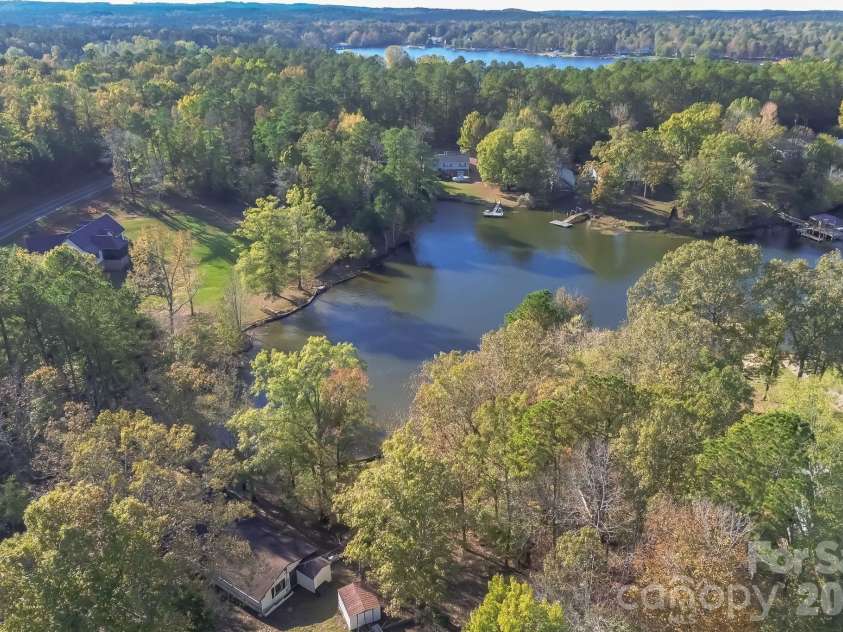 1645 Rolling Hills Road, Ridgeway, SC 29130.  MLS# CAR4404787, YatesRealty ID 37216. 