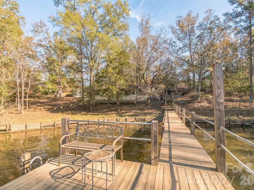 1645 Rolling Hills Road, Ridgeway, SC 29130.  MLS# CAR4404787, YatesRealty ID 37216. 
