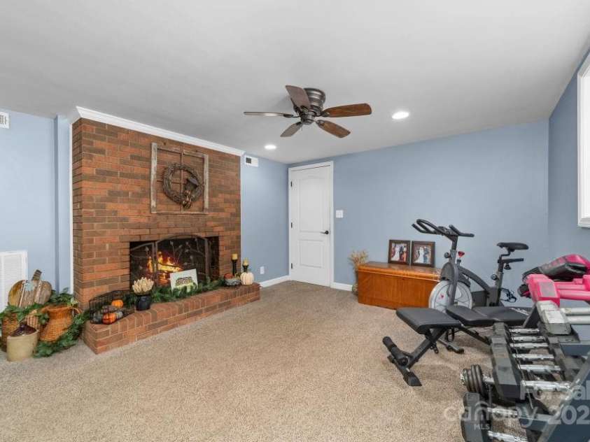 1418 Memorial Highway, Harmony, NC 28634.  MLS# CAR4315790, YatesRealty ID 3722. 