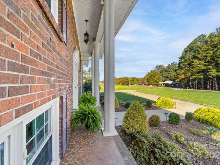 1418 Memorial Highway, Harmony, NC 28634.  MLS# CAR4315790, YatesRealty ID 3722. 