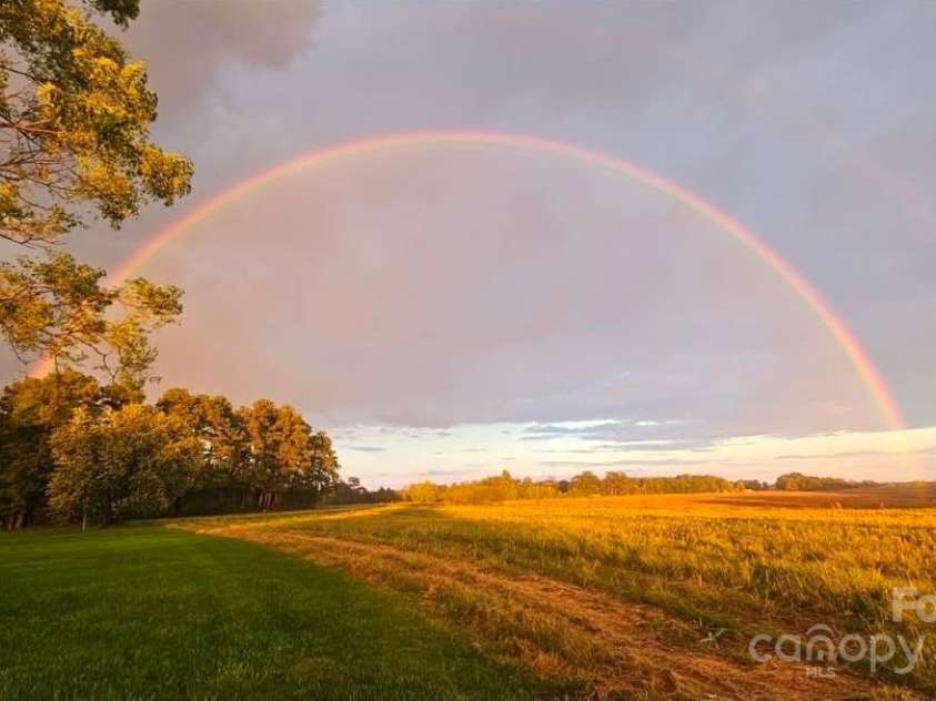 1418 Memorial Highway, Harmony, NC 28634.  MLS# CAR4315790, YatesRealty ID 3722. 