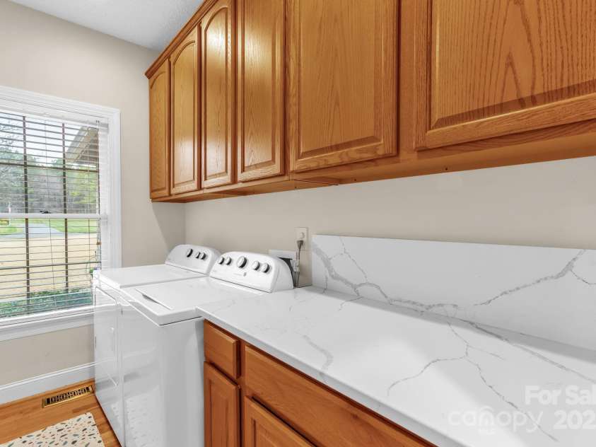 507 Saint Johns Drive, Salisbury, NC 28144.  MLS# CAR4231886, YatesRealty ID 3722. 