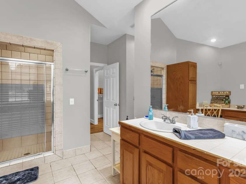 507 Saint Johns Drive, Salisbury, NC 28144.  MLS# CAR4231886, YatesRealty ID 3722. 