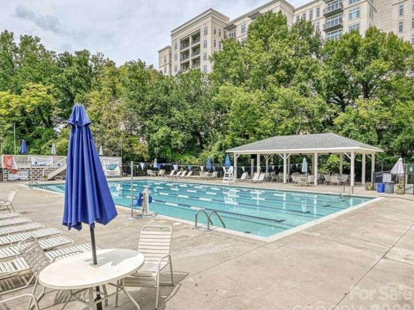 4809 Walden Court, Charlotte, NC 28210.  MLS# CAR4404781, YatesRealty ID 37220. 