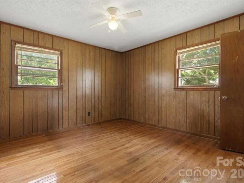 990 Colonial Drive, China Grove, NC 28023.  MLS# CAR4404839, YatesRealty ID 37224. 
