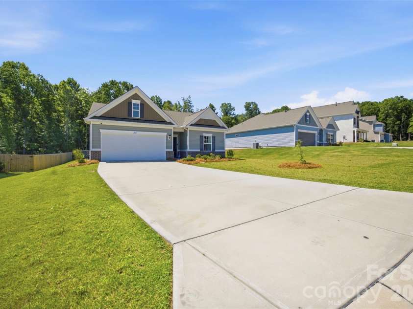 2943 Parkwest Drive, Albemarle, NC 28001.  MLS# CAR4404835, YatesRealty ID 37227. 