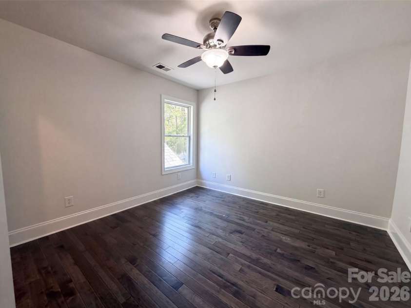 502 Live Oaks Court, Fort Mill, SC 29715.  MLS# CAR4404924, YatesRealty ID 37229. 
