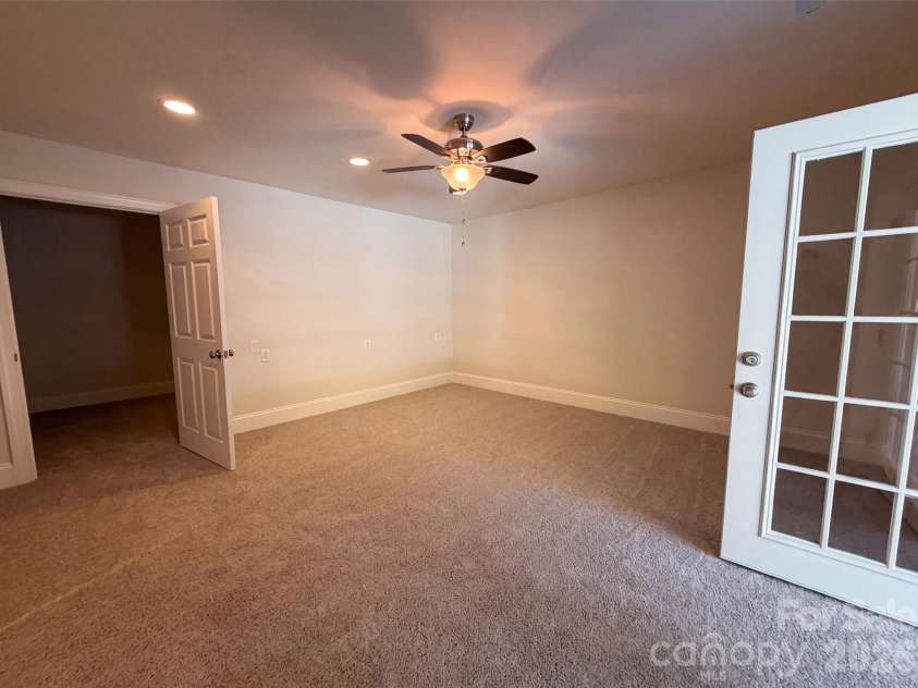 502 Live Oaks Court, Fort Mill, SC 29715.  MLS# CAR4404924, YatesRealty ID 37229. 