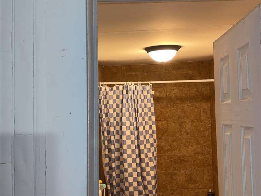 166 Main Street, Henrietta, NC 28076.  MLS# CAR4404898, YatesRealty ID 37233. 