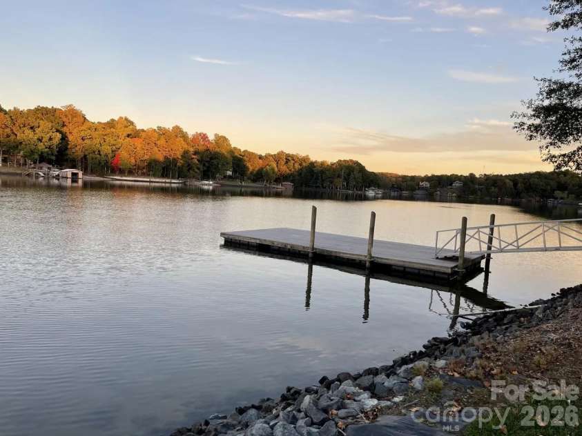 7037 Cambridge Court, Tega Cay, SC 29708.  MLS# CAR4400442, YatesRealty ID 37236. 