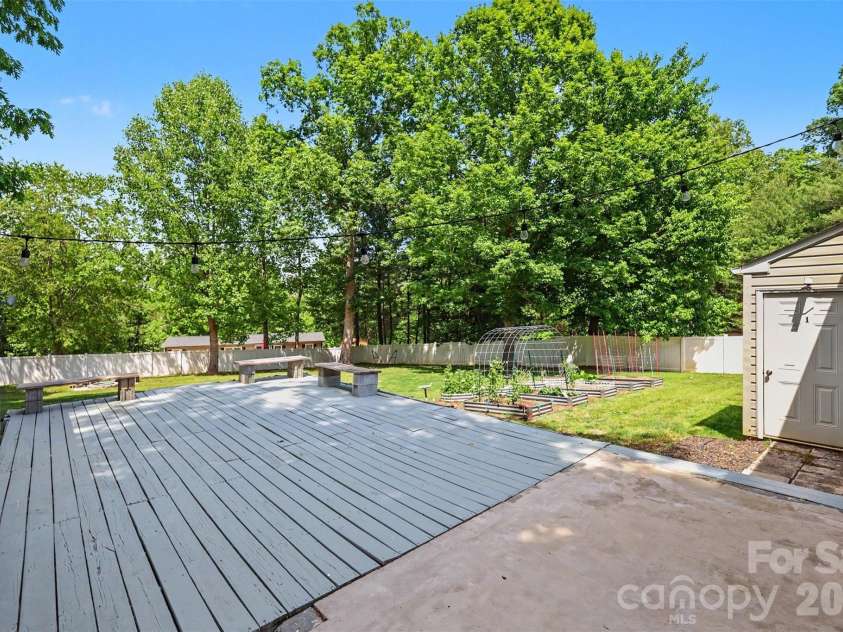 4432 Bennett Road, Morganton, NC 28655.  MLS# CAR4392239, YatesRealty ID 37237. 