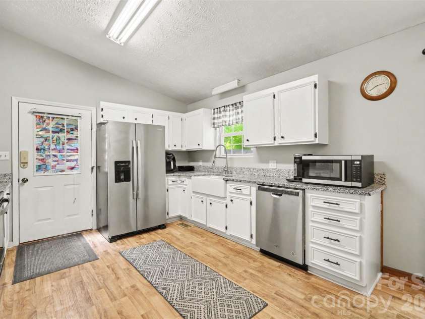 4432 Bennett Road, Morganton, NC 28655.  MLS# CAR4392239, YatesRealty ID 37237. 