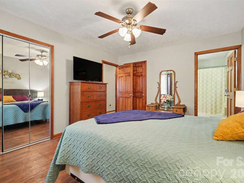 4432 Bennett Road, Morganton, NC 28655.  MLS# CAR4392239, YatesRealty ID 37237. 