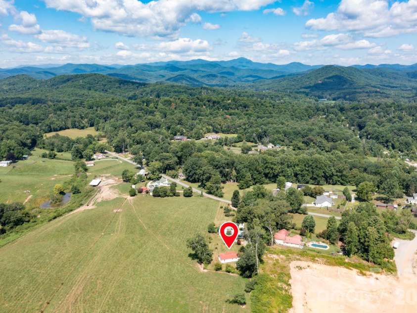 86 Sterling Drive, Mills River, NC 28759.  MLS# CAR4401827, YatesRealty ID 37239. 
