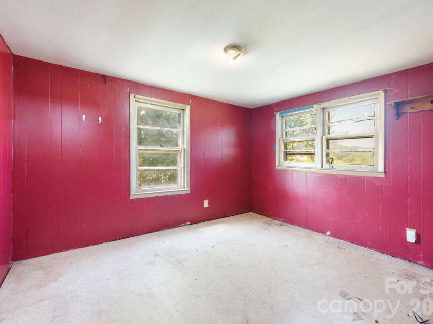 86 Sterling Drive, Mills River, NC 28759.  MLS# CAR4401827, YatesRealty ID 37239. 