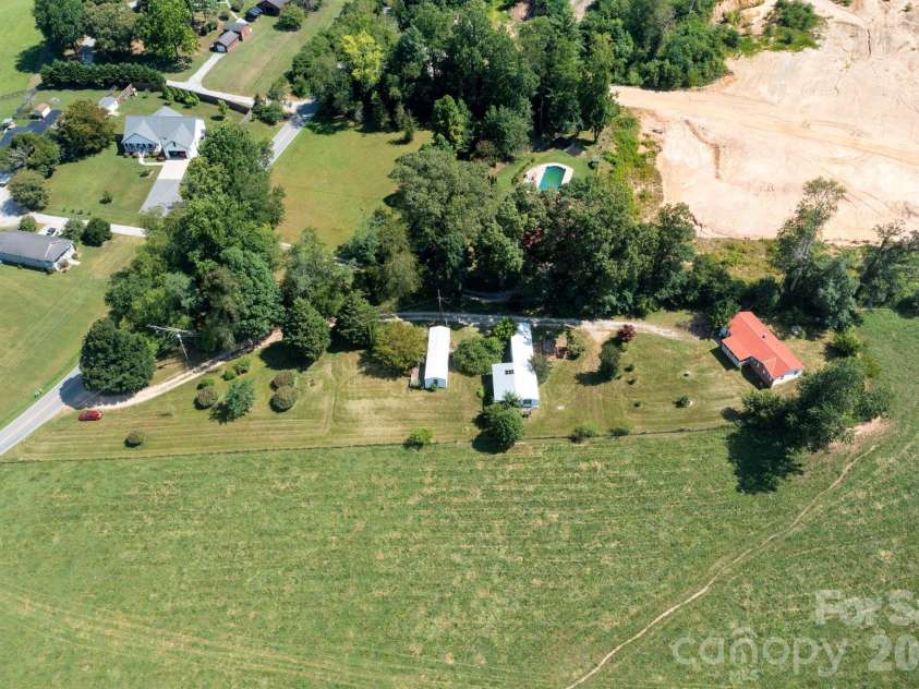 86 Sterling Drive, Mills River, NC 28759.  MLS# CAR4401827, YatesRealty ID 37239. 