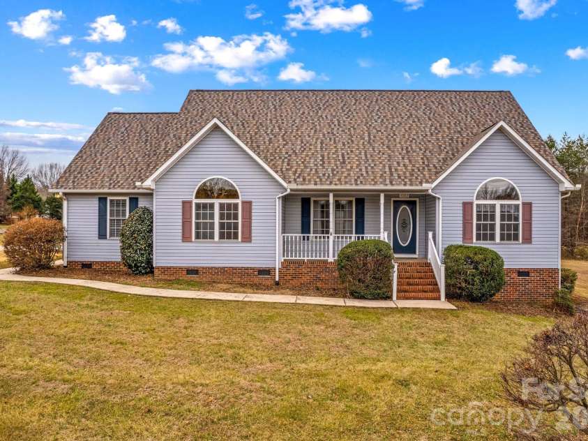1082 Kingsway Drive, Salisbury, NC 28146.  MLS# CAR4335222, YatesRealty ID 3724. 