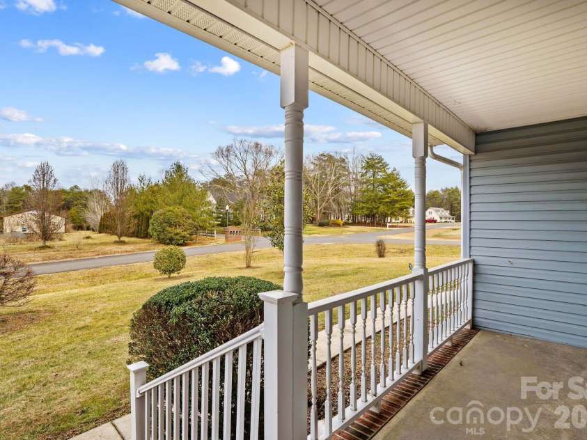 1082 Kingsway Drive, Salisbury, NC 28146.  MLS# CAR4335222, YatesRealty ID 3724. 